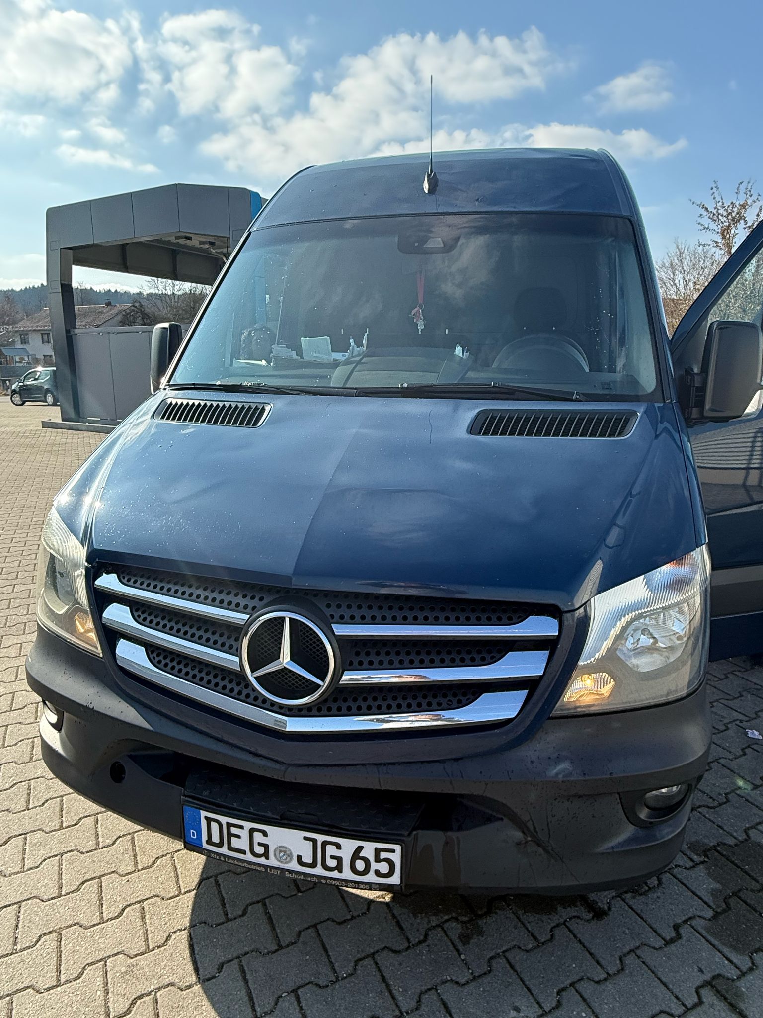 Transporter Vorderansicht